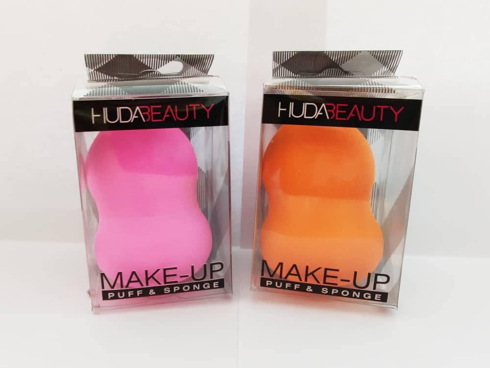 GIFT – HUDA BEAUTY SPONGE GIFT - HUDA BEAUTY SPONGE